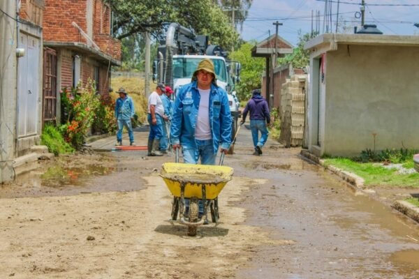 Concluyen labores de limpieza en Metepec tras desbordamiento del Río Arenal