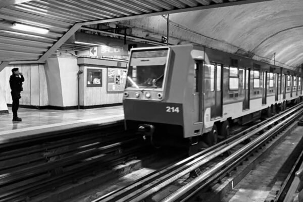 Sindicato del Metro amenaza con colapsar el servicio por falta de acuerdo salarial