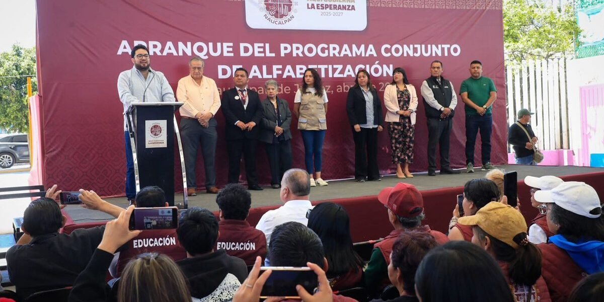 Naucalpan intensifica lucha contra analfabetismo con estrategia federal
