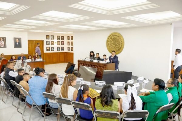 Nezahualcóyotl escucha a la niñez en histórico Cabildo Infantil
