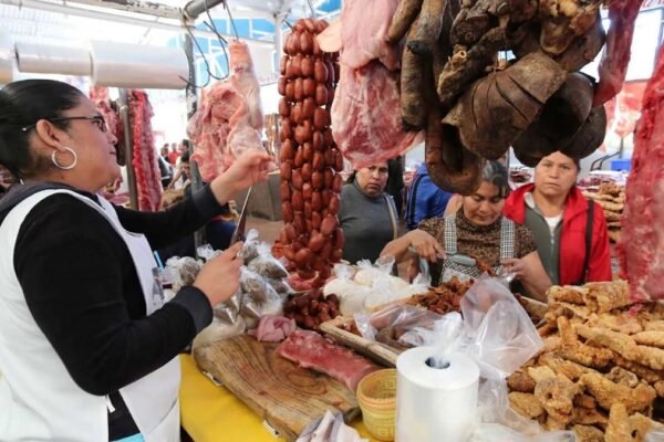 Inflación de 4.59% en marzo golpea el presupuesto de las familias mexicanas