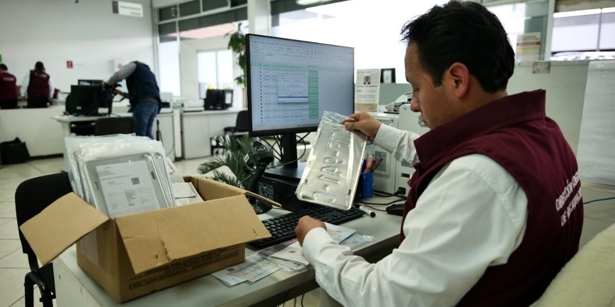 Estado de México avanza en renovación de placas con 245 mil trámites realizados