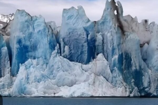 El Lago Viedma: el abismo de 900 metros que desafía a América