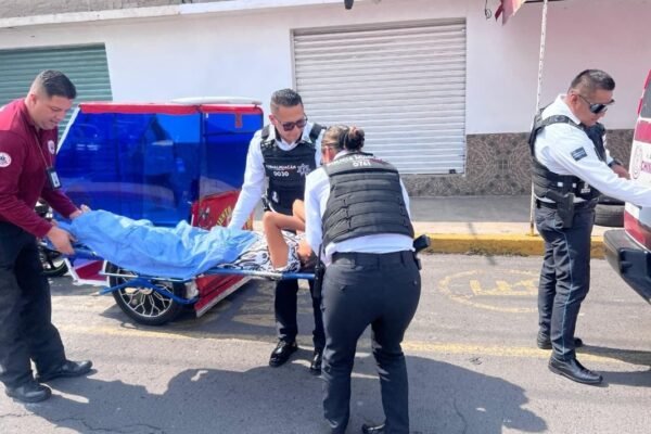 Policías de Chimalhuacán asisten exitosamente parto de emergencia