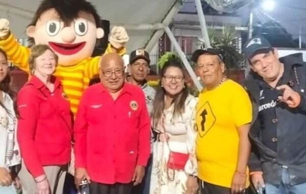 Sandy Muñoz gestiona apoyos efectivos para San Juan Tehuixtitlán
