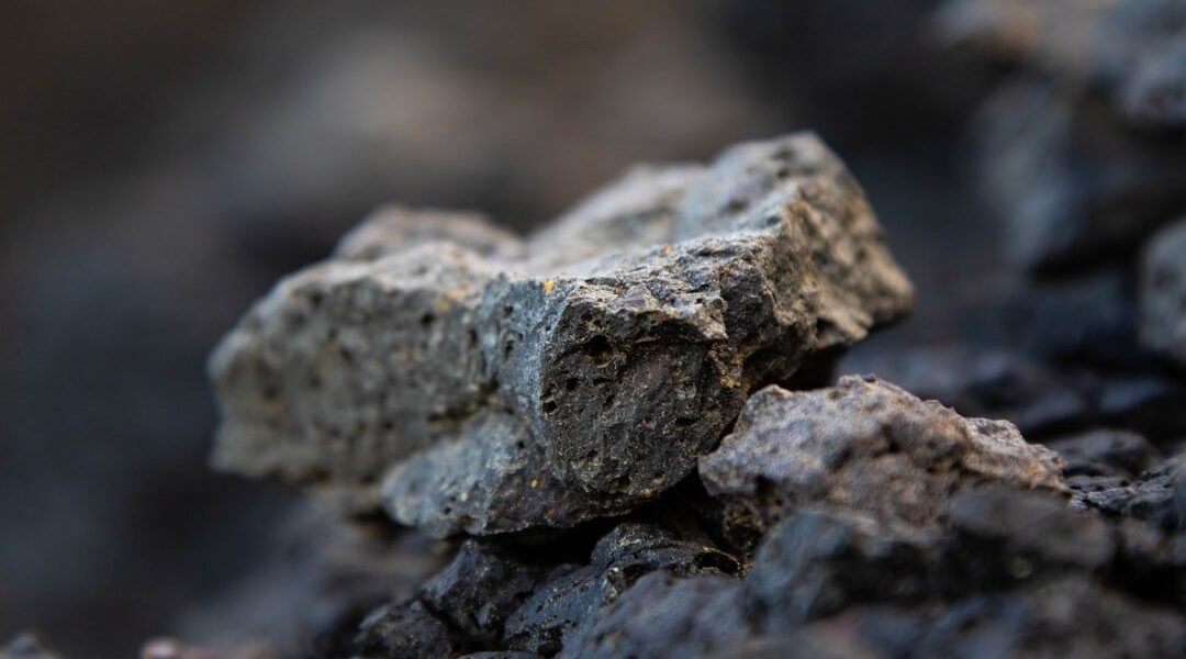 Un meteorito de 300 años revela un mineral que desafía las leyes de la física