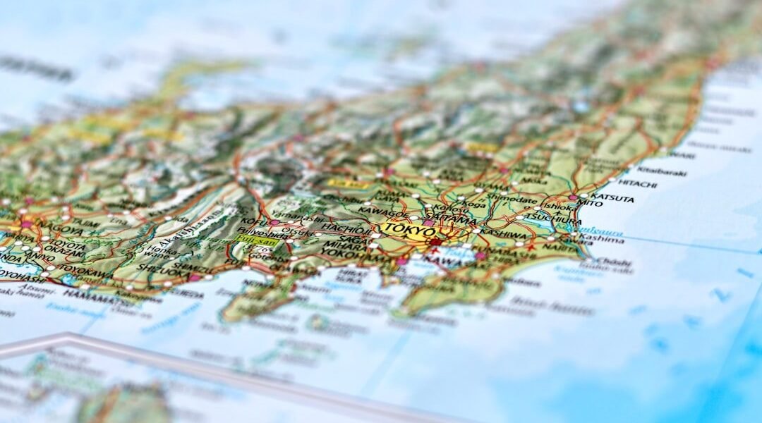 Cuando las celebridades abren sus mapas: Dua Lipa y la nueva geografía del viaje cultural