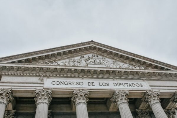 Los dilemas de gobernar: cuando la ambición política cobra factura en el gabinete