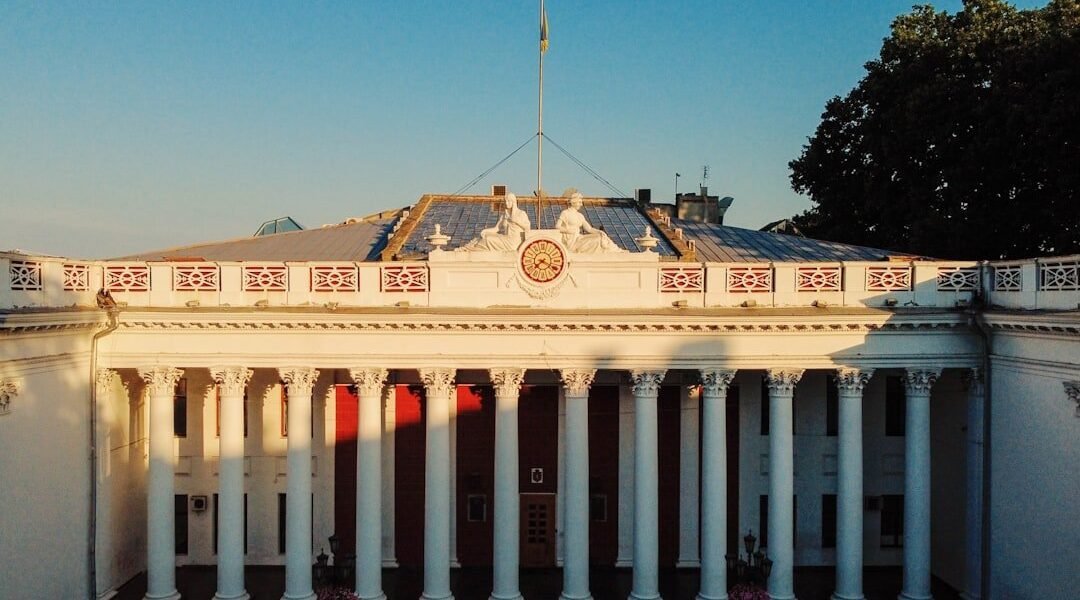 OEA apunta a medios como pilares de democracia en América