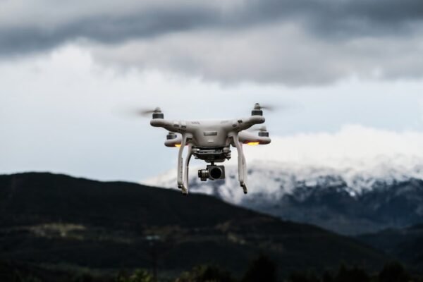 Tecnología satelital y drones rastrea devastación en páramo colombiano