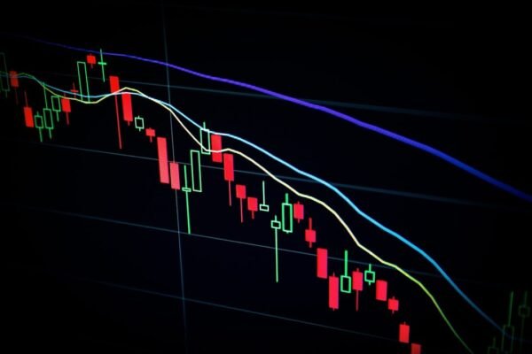 Mayo en los mercados: qué acciones monitorean los inversionistas latinoamericanos