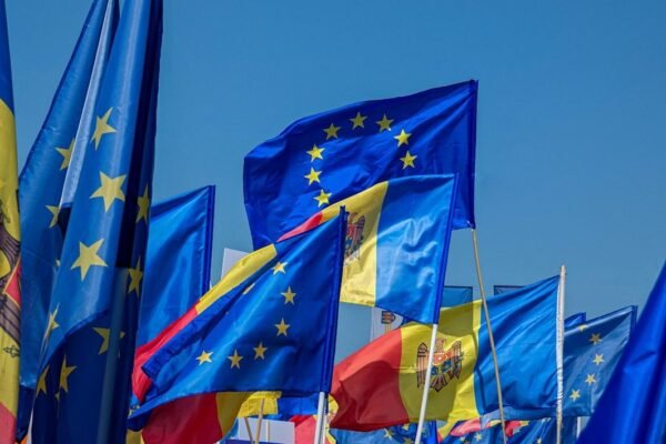 Cuando el dinero sucio reescribe la política: el desafío invisible de América Latina