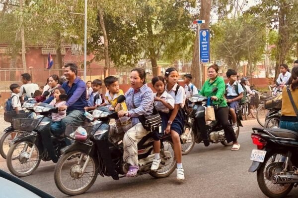 CNTE anuncia movilizaciones para mayo; sindicalismo magisterial mantiene presión