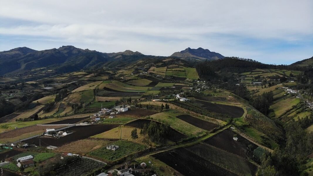 Demócratas estadounidenses cuestionan operación militar en Ecuador tras bombardeo