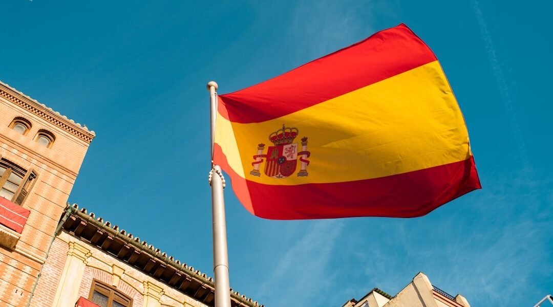 España: Nueva estructura de gobierno consolida alianza PP-Vox con cambios ministeriales