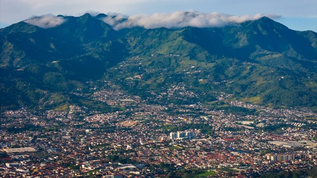 Costa Rica se endurece contra el crimen: la apuesta de su nueva presidenta