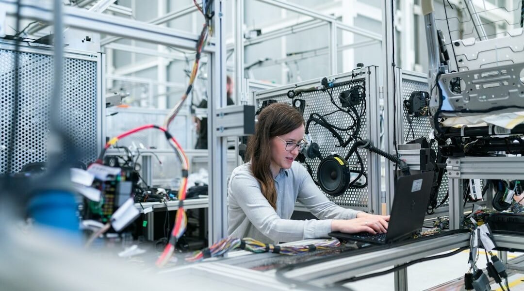 Mujeres que codifican el futuro: la revolución tech que surge desde Latinoamérica