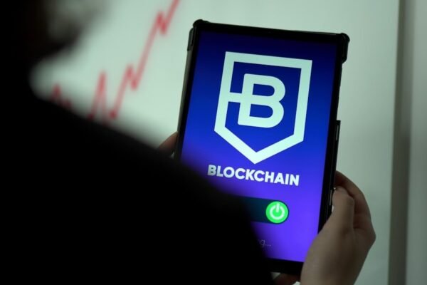 Latinoamérica busca domesticar el cripto: regulación versus innovación