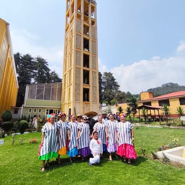 Ballet Folklórico Tlapalli: guardianes de la danza tradicional mexicana