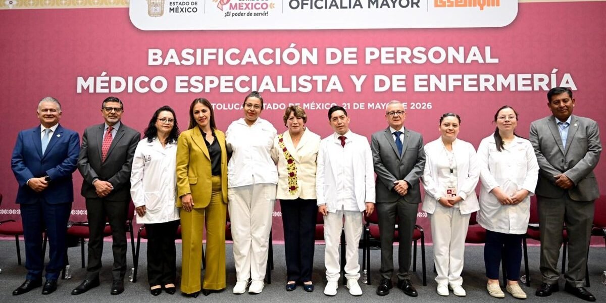 Gobernadora entrega 201 promociones y basificaciones en el ISSEMYM