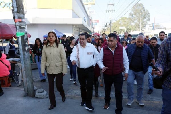Autoridades analizan soluciones para descongestionar la México-Texcoco