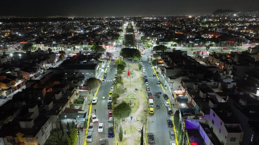 Ecatepec ilumina 100 mil calles en 485 días: la apuesta por seguridad