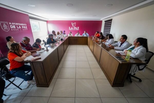 La Paz fortalece prevención de drogas con estrategia coordinada entre autoridades