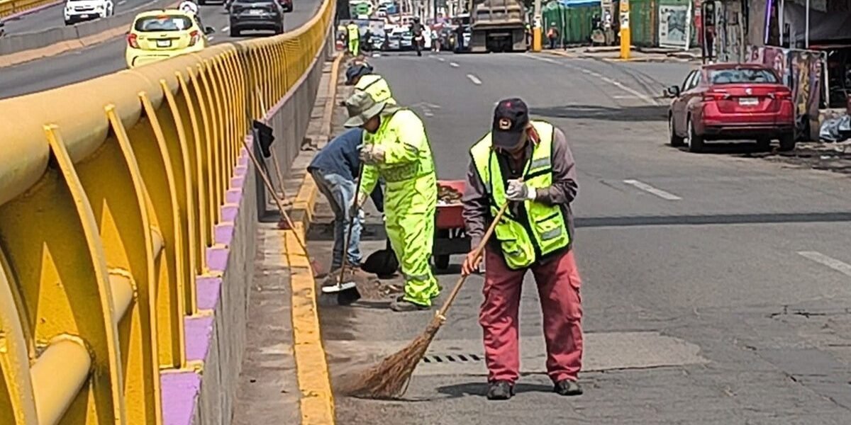 La Paz intensifica limpieza de vías: así avanzan los trabajos en carreteras federales