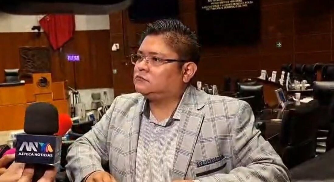 López Beltrán busca diputación para obtener fuero, acusa Gibrán Ramírez