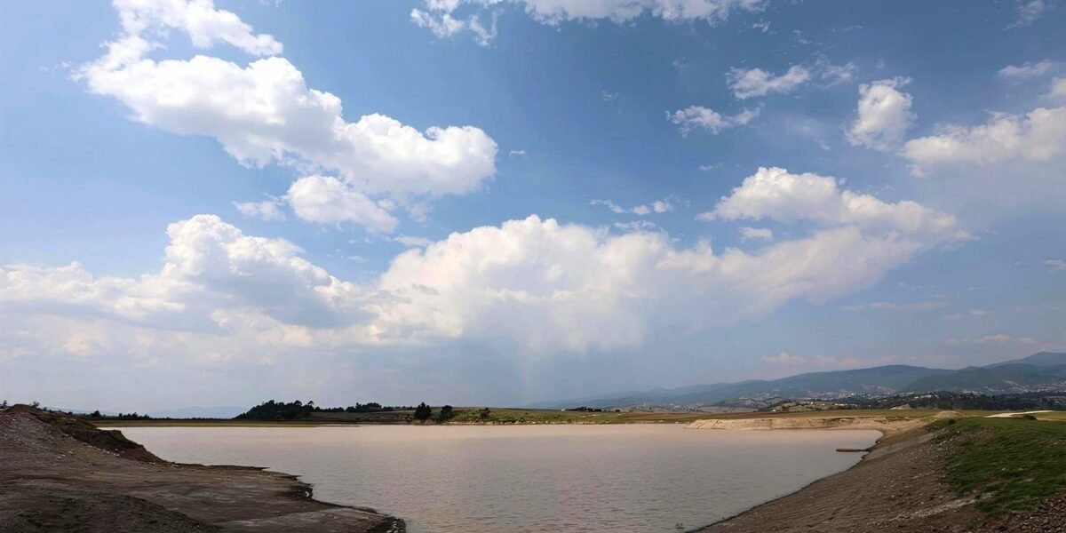 Estado acondiciona presas en Jiquipilco para aumentar captación de agua