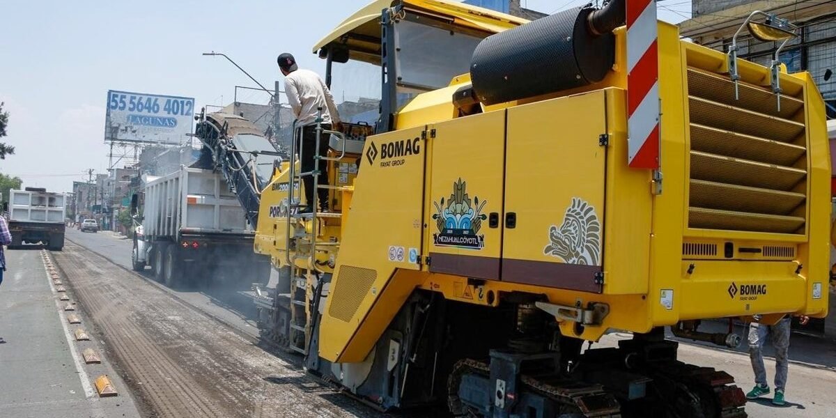 Nezahualcóyotl inicia repavimentación de la avenida Tepozanes