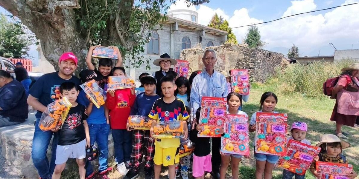 Amecameca celebra el Día del Niño con caravana que recorrió todo el municipio