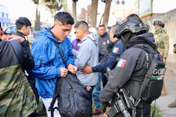 Ecatepec intensifica operativos en transporte público para frenar delitos