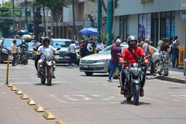 Lluvias aumentan riesgos: Estado de México emite guía de seguridad para motociclistas