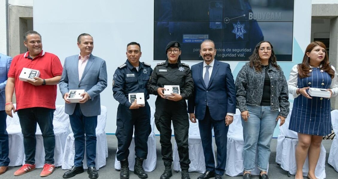 Atizapán invierte 8 millones de pesos en estímulos para policías municipales