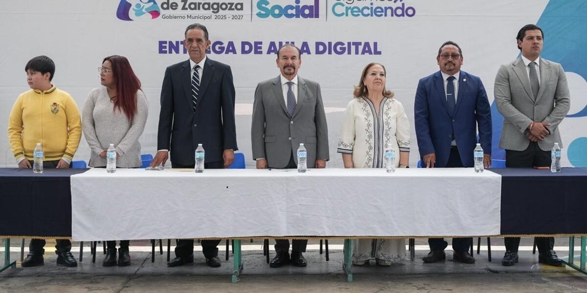 Atizapán fortalece educación: aulas digitales y nuevas infraestructuras en escuelas