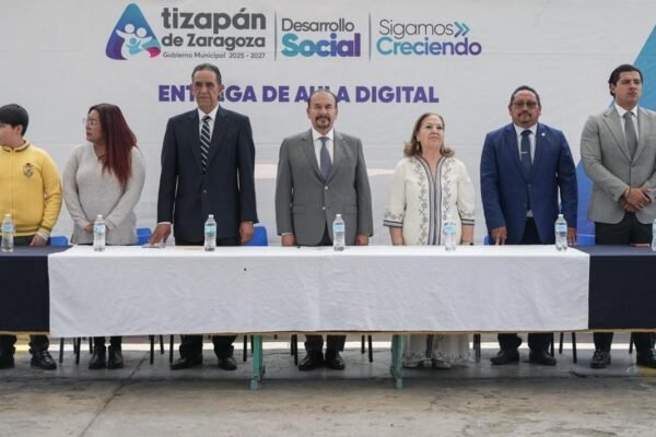Atizapán fortalece educación: aulas digitales y nuevas infraestructuras en escuelas