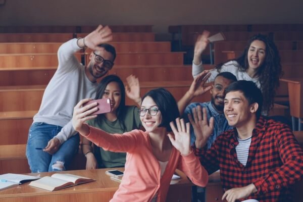 La educación superior latinoamericana: entre avances y abismos sin resolver