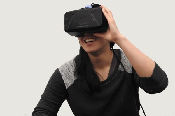Iñárritu sumerge al espectador en la experiencia del migrante mediante realidad virtual