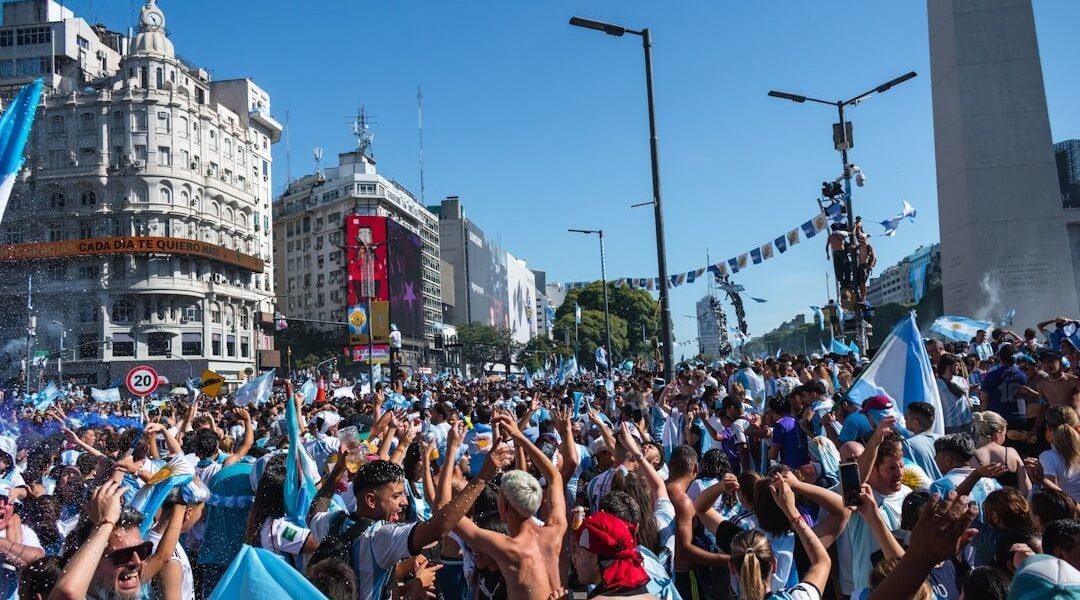 Cuando la moda se vuelve bandera: el gesto de Baldini en Dallas