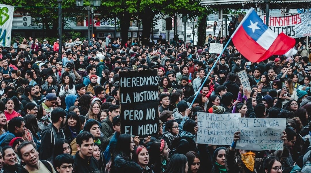 Larraín y Netflix abordan el 11 de septiembre: la mirada íntima al colapso