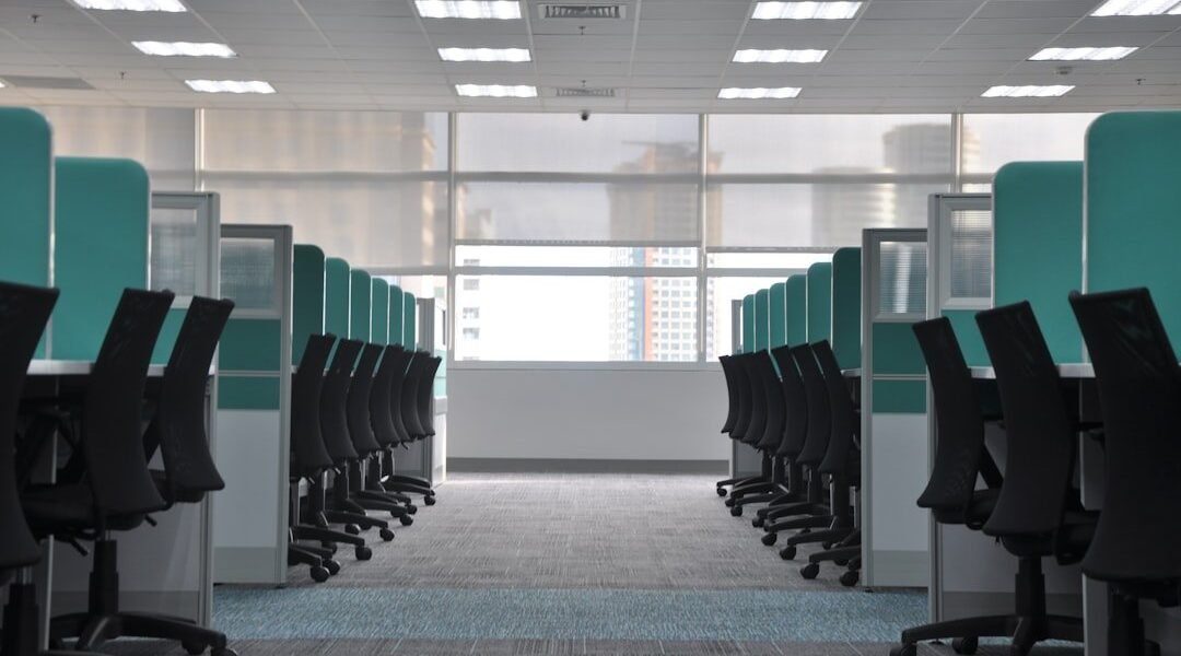 Oficinas corporativas resurgen: la vuelta a la presencialidad que transforma el mercado inmobiliario
