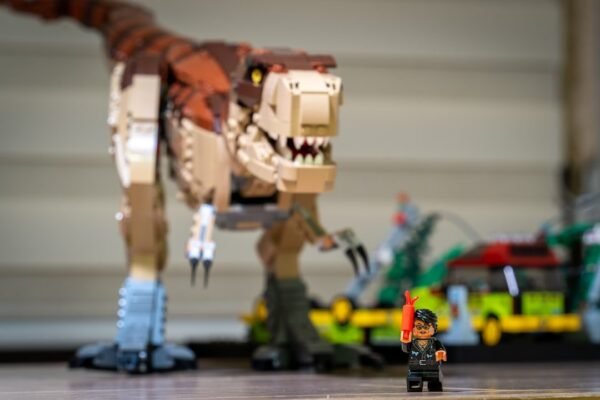LEGO desembarca en Godzilla: qué significa esta alianza para tu bolsillo