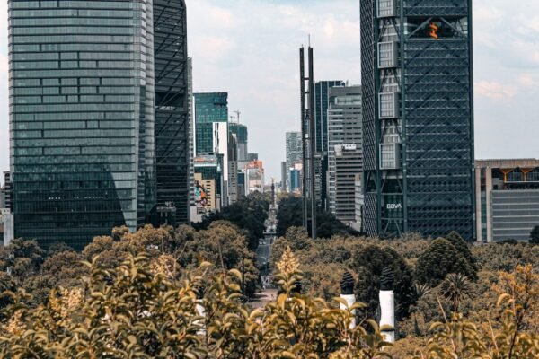 México busca romper la dependencia del ciclo económico global