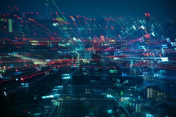 La IA y el análisis de datos prometen revolucionar negocios, pero la región aún da pasos tímidos