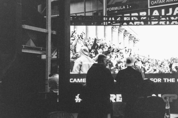 El cine descubre el fútbol: películas raras que van más allá del deporte