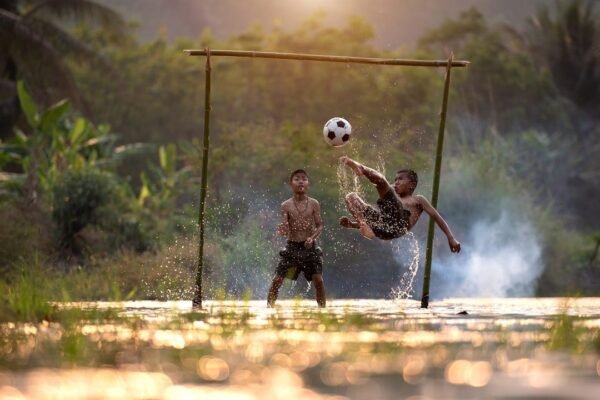 Cine y fútbol: las películas más raras y fascinantes sobre el deporte rey