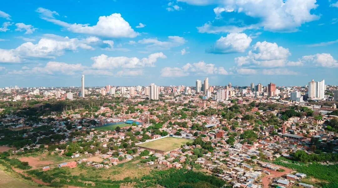 Paraguay desafía la crisis regional: claves de su expansión económica