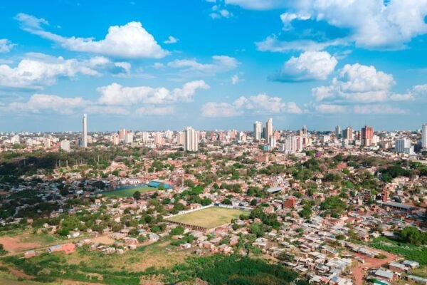 Paraguay desafía la crisis regional: claves de su expansión económica