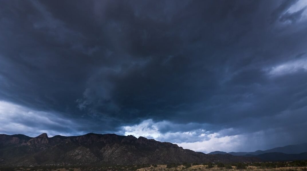 México enfrenta fin de semana de clima extremo simultáneo: calor y lluvias